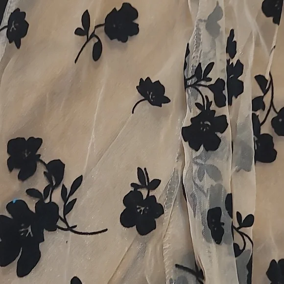 Tulle Skirt - Picture 3 of 5